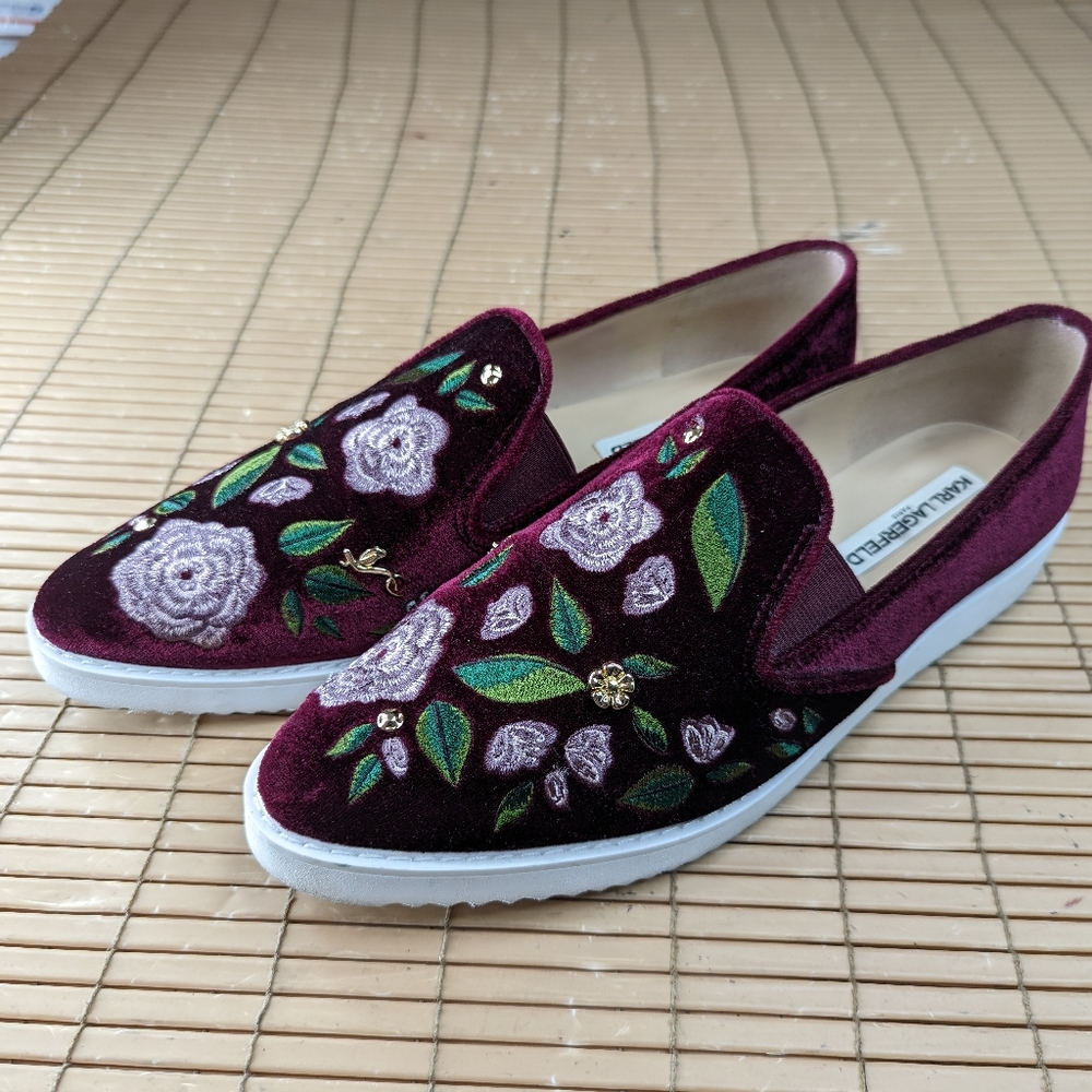 karl lagerfeld loafers  shoes women size 10M. Burgundy Wine Crushed Velvet with